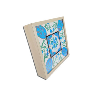 Cleopatra White Square Frame