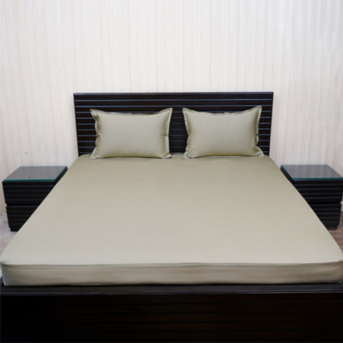 Royal Beauty-Queen Size Beige Cotton Bedsheet Set