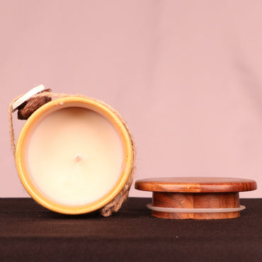 Saffron Oud Musk Candle
