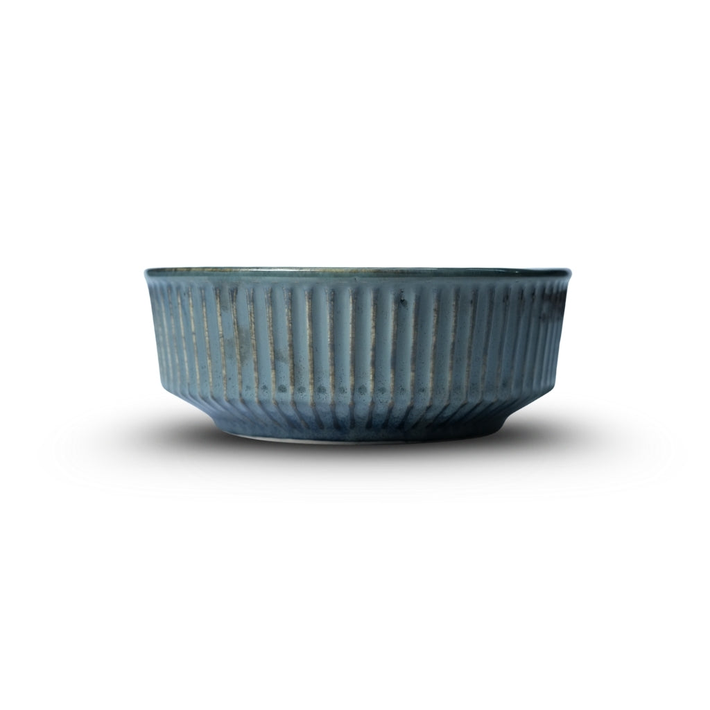 Ribbed Ceramic Serving Bowl U4