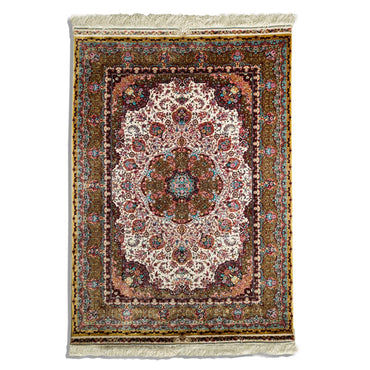 Nelofer Gardenia Silk Carpet