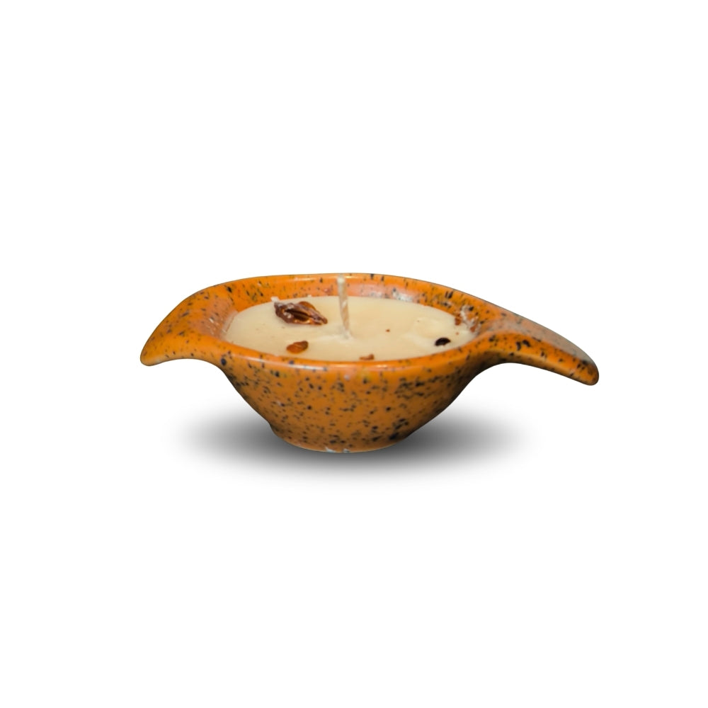 Leaf Shaped Ceramic Candle Holder with Candles