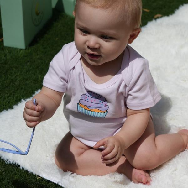 Baby Boys and Girls Cupcake 100% Organic Cotton Loose Fit Bodysuit - 6-9 Months